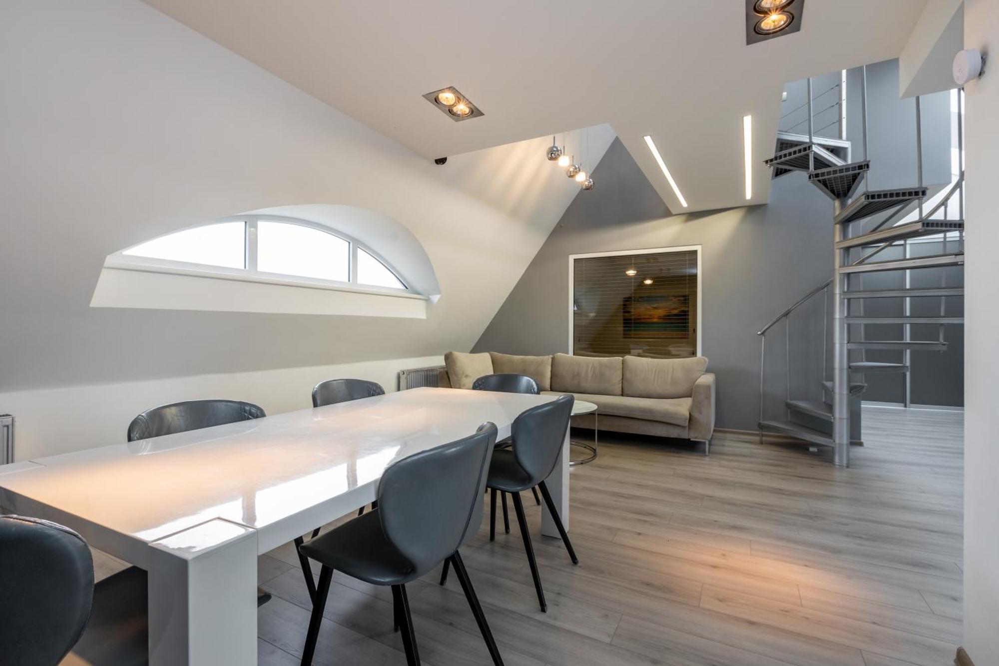 Penthouse Apartment With Terrace Ρίγα Εξωτερικό φωτογραφία